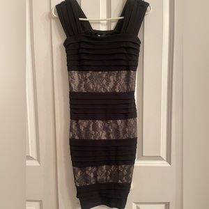 Valerie Bertinelli Black lace dress